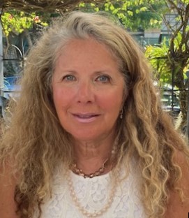 Elizabeth Gott, Sales Associate at Waterfront Realty Group, Inc.
