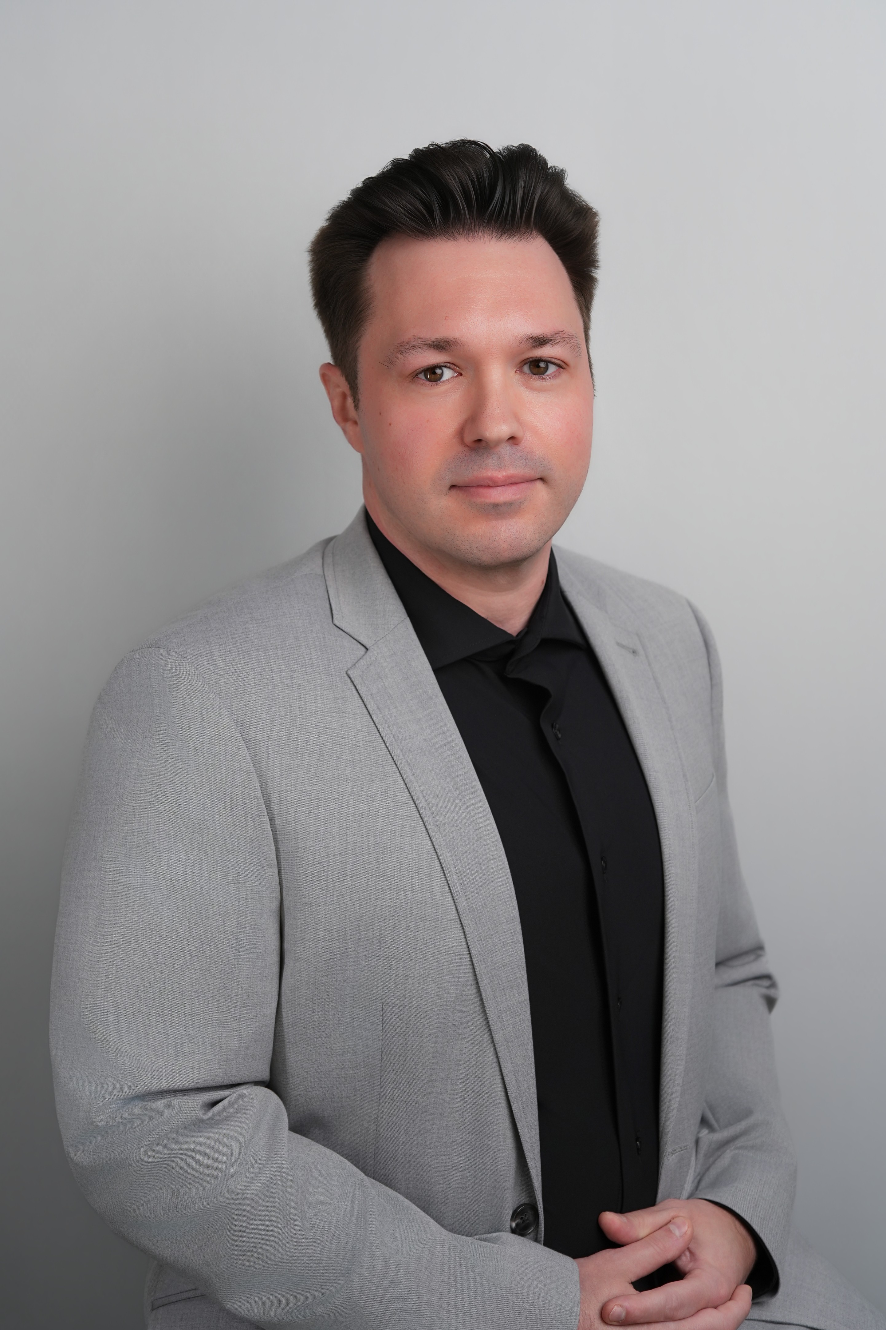 Chris Chambers, Sales Associate at Waterfront Realty Group, Inc.